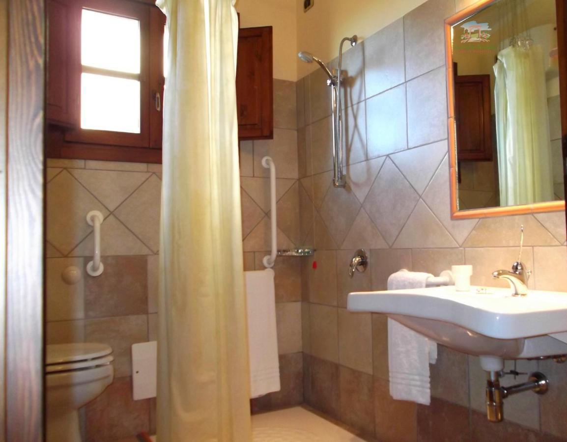 Hotel La Corte Rosada Вилласимиус Номер фото
