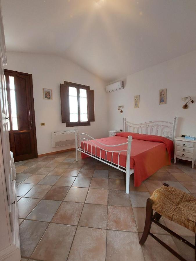 Hotel La Corte Rosada Вилласимиус Экстерьер фото