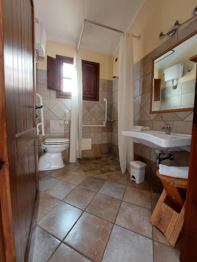 Hotel La Corte Rosada Вилласимиус Экстерьер фото